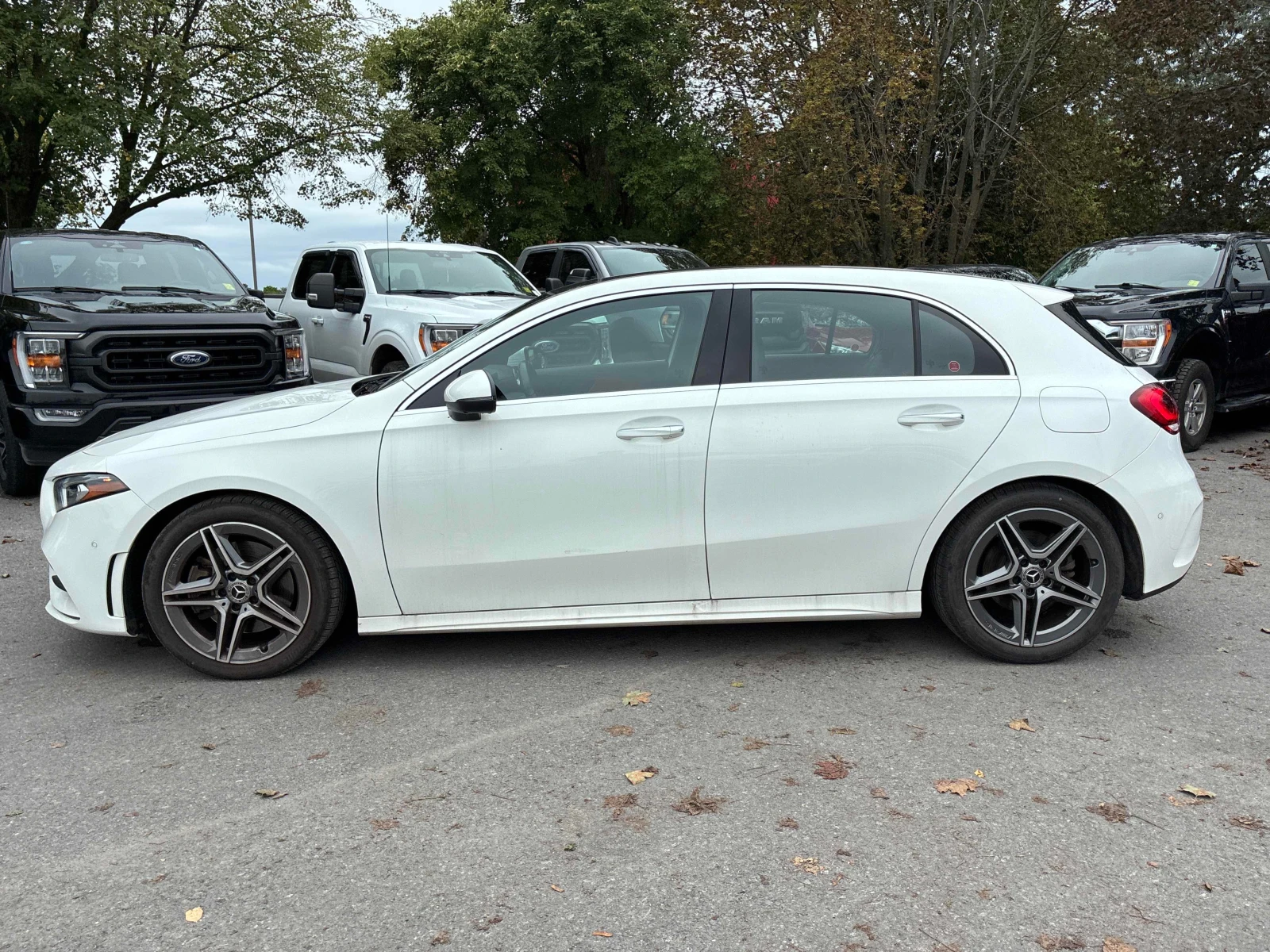 Mercedes-Benz A 250  CARFAX / ПАНОРАМА / АВТОКРЕДИТ, снимка 3 - Автомобили и джипове - 55938750