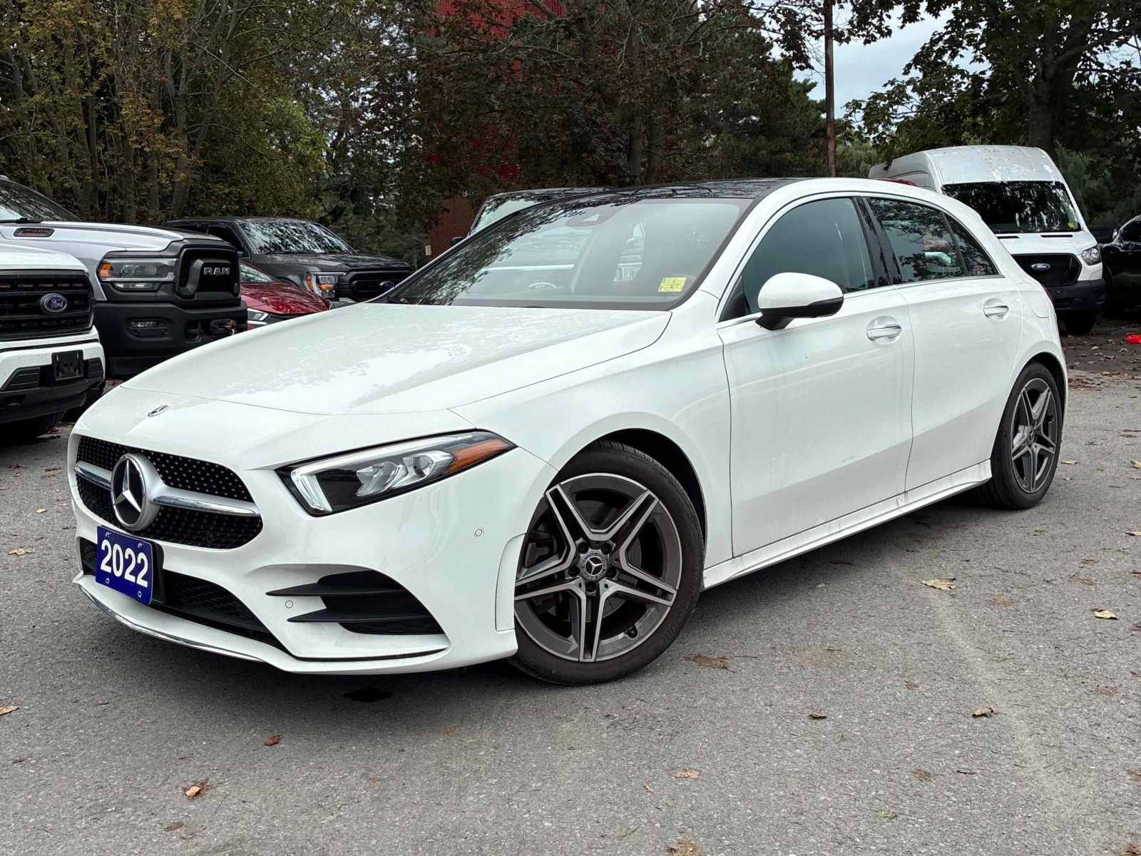 Mercedes-Benz A 250  CARFAX / ПАНОРАМА / АВТОКРЕДИТ, снимка 2 - Автомобили и джипове - 55938750
