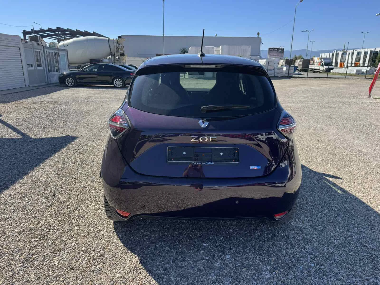 Renault Zoe R135, снимка 6 - Автомобили и джипове - 56225838