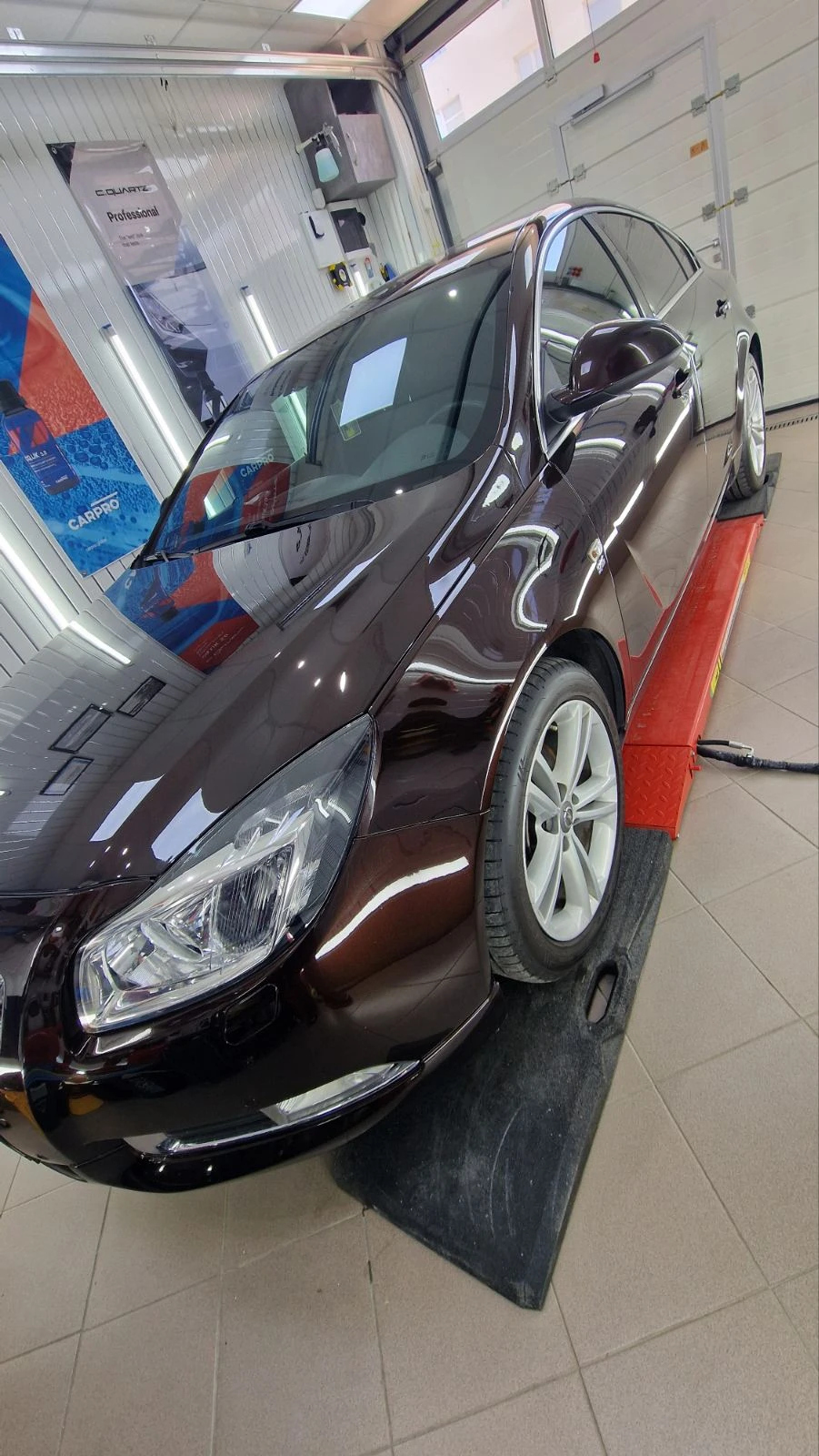 Opel Insignia 2.0 CDTI, снимка 3 - Автомобили и джипове - 56350736