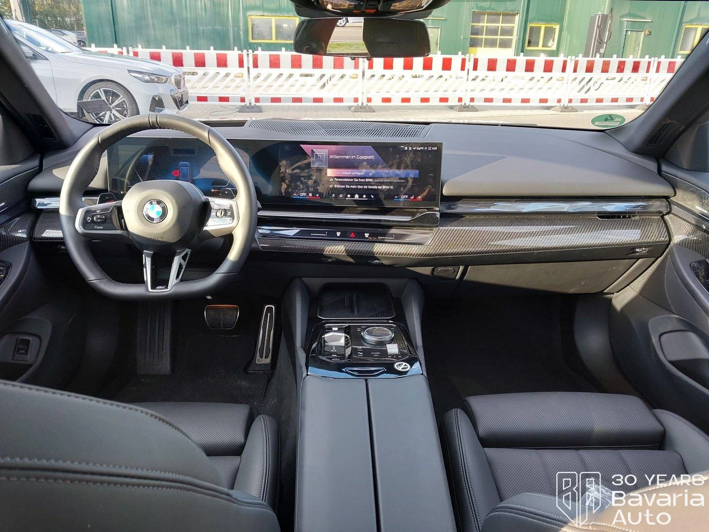 BMW 520 d xDrive Touring Steptronic, снимка 6 - Автомобили и джипове - 56633745