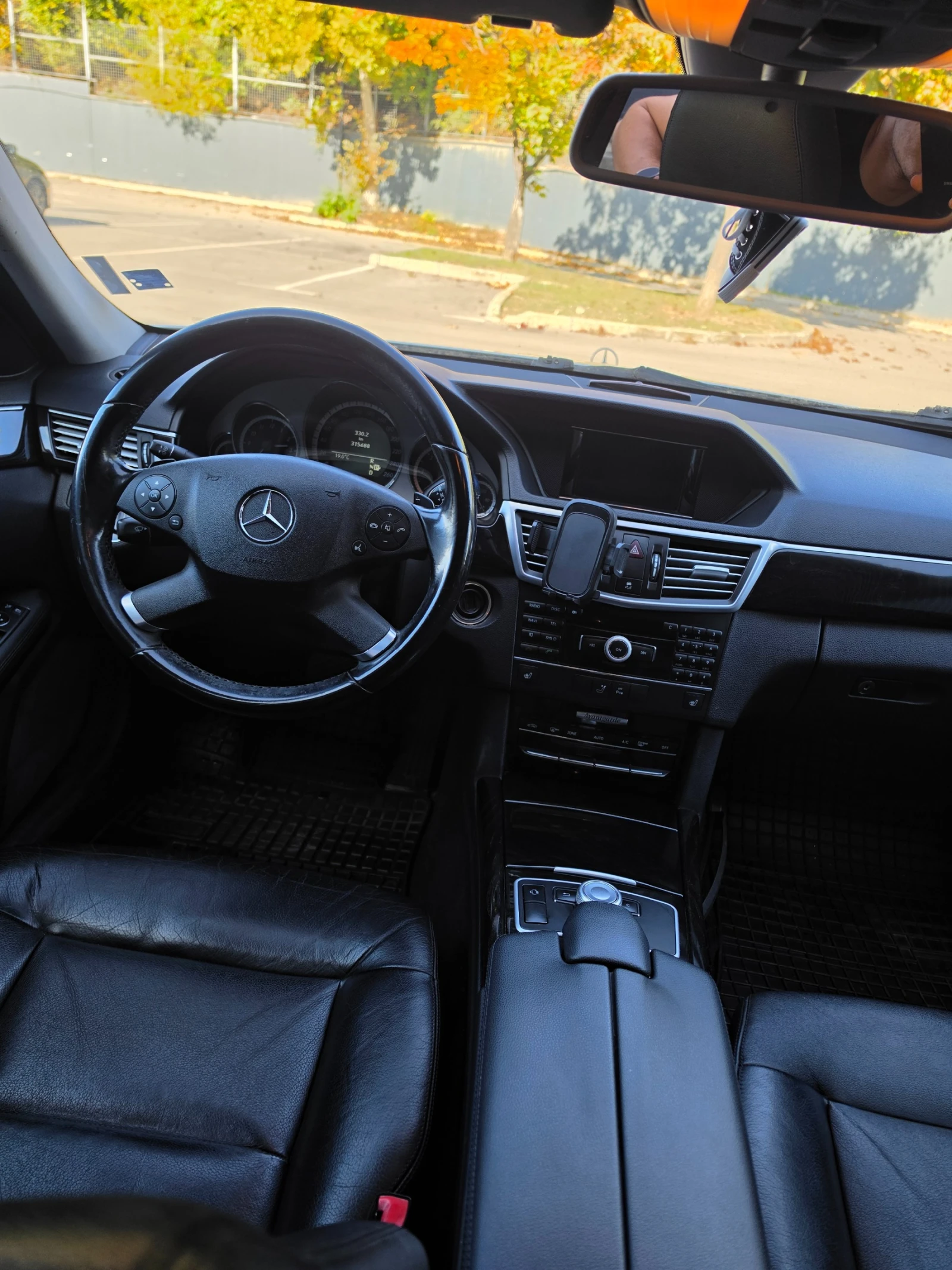 Mercedes-Benz E 350, снимка 10 - Автомобили и джипове - 56706733
