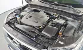 Volvo XC40 B4* MOMENTUM* ПАНО* KEYLESS* ПОДГРЕВ* КАМЕРИ* 360*, снимка 14