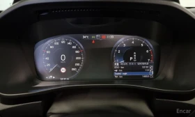 Volvo XC40 B4* MOMENTUM* ПАНО* KEYLESS* ПОДГРЕВ* КАМЕРИ* 360*, снимка 10