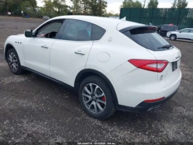 Maserati Levante 8ZF* Keyless* Подгреви* Червен салон* Клип на мото - 15500 € / 30315.36 лв. - 55516502 3
