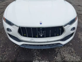 Maserati Levante 8ZF* Keyless* Подгреви* Червен салон* Клип на мото - 15500 € / 30315.36 лв. - 55516502 14