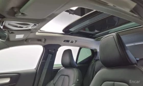 Volvo XC40 B4* MOMENTUM* ПАНО* KEYLESS* ПОДГРЕВ* КАМЕРИ* 360* - 18080 € / 35361.41 лв. - 33167143 12