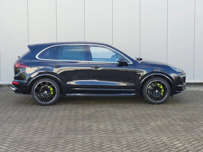 Porsche Cayenne S 3.0 Hybrid, снимка 2 - Автомобили и джипове - 49272577