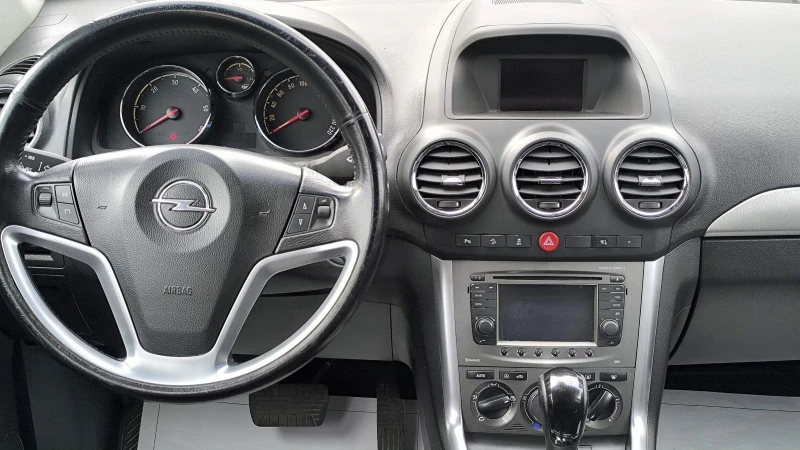 Opel Antara 2.2 4x4 184ps, снимка 13 - Автомобили и джипове - 51970997