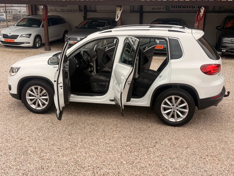 VW Tiguan 2.0TDI* LOUNGLE* FACE* PANORAMA* KAMERA* LIZING, снимка 10 - Автомобили и джипове - 53113333