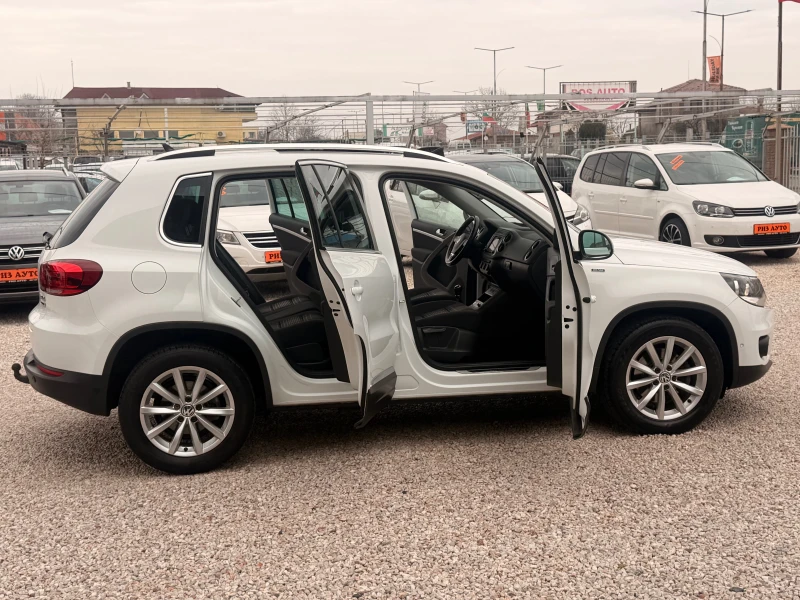 VW Tiguan 2.0TDI* LOUNGLE* FACE* PANORAMA* KAMERA* LIZING, снимка 6 - Автомобили и джипове - 53113333