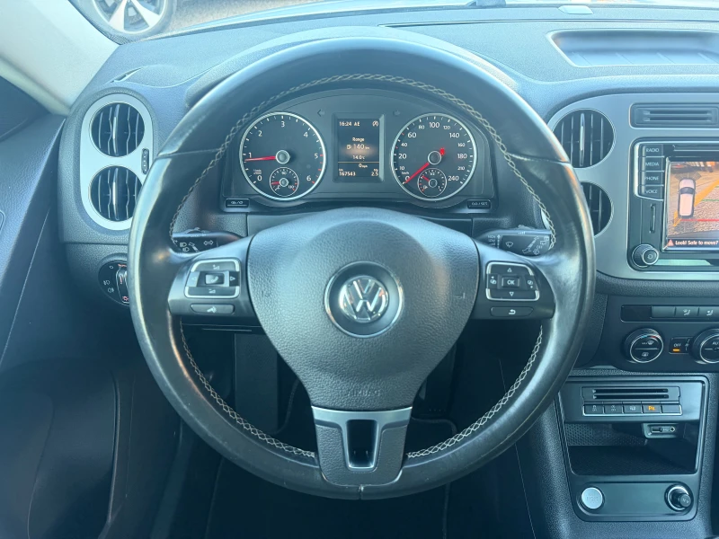 VW Tiguan 2.0TDI* FACE* PANORAMA* KAMERA* LIZING, снимка 8 - Автомобили и джипове - 53113333