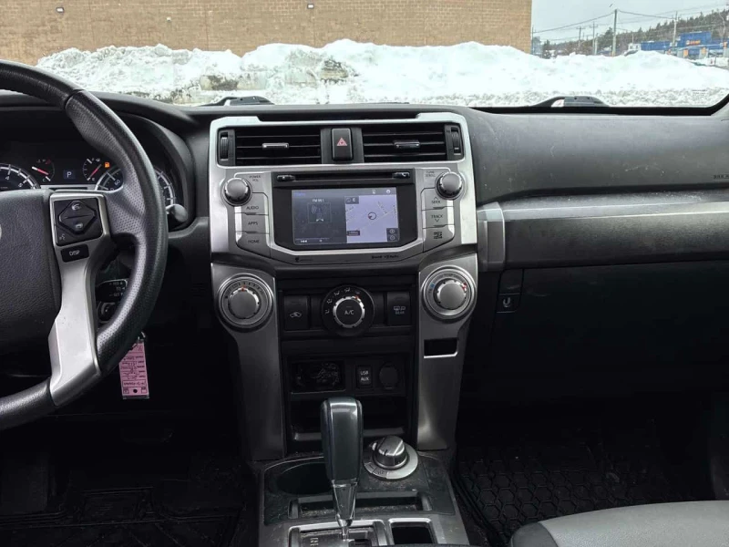 Toyota 4runner * 4WD * БЕЗ ЗАБЕЛЕЖКИ* ПОДГРЕВИ* ШИБИДАХ* , снимка 9 - Автомобили и джипове - 53525583