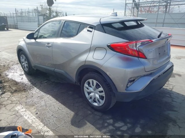 Toyota C-HR LE*  - изображение 4