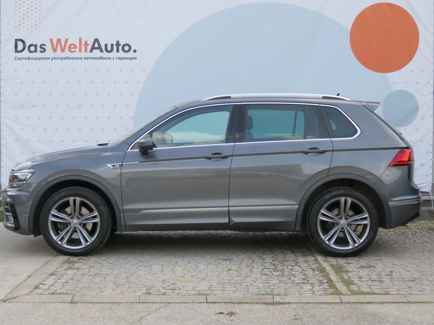 VW Tiguan Highline 2.0TDI 4MOTION BMT - изображение 3