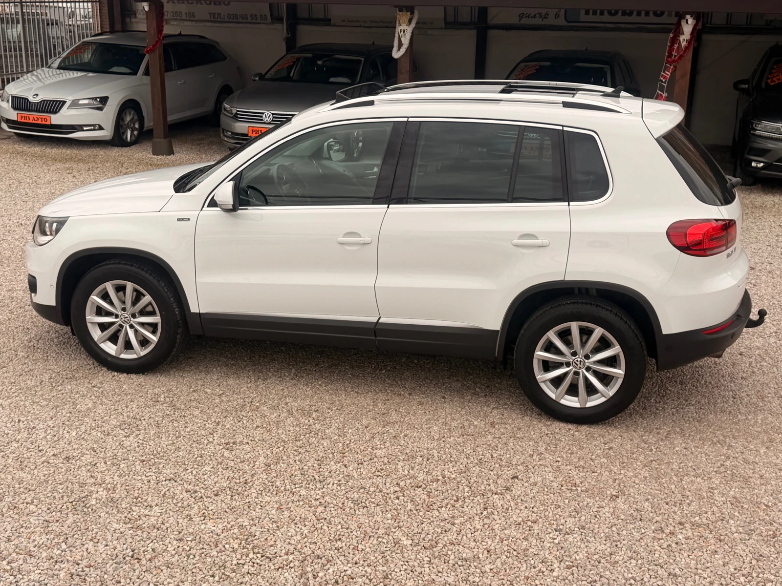 VW Tiguan 2.0TDI* LOUNGLE* FACE* PANORAMA* KAMERA* LIZING | Mobile.bg � ����������� 12
