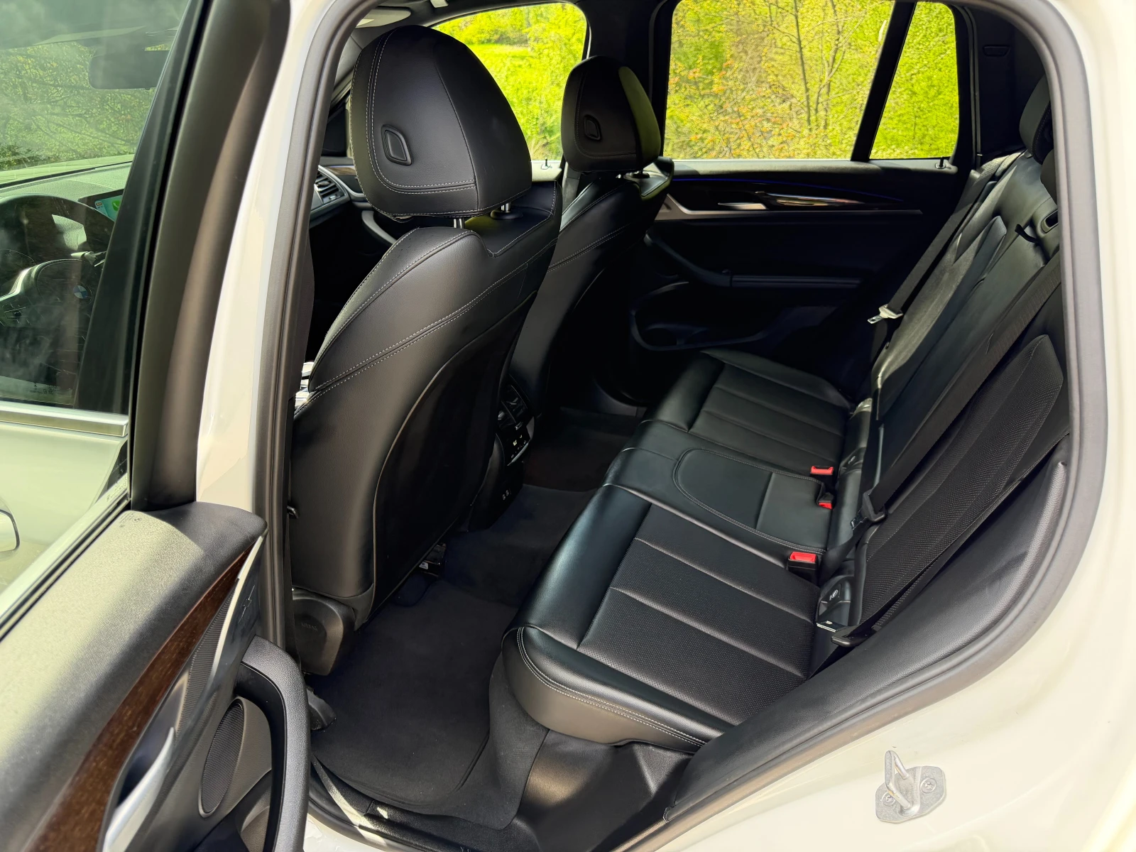 BMW X3 3.0i xDrive Panorama, снимка 9 - Автомобили и джипове - 54395925
