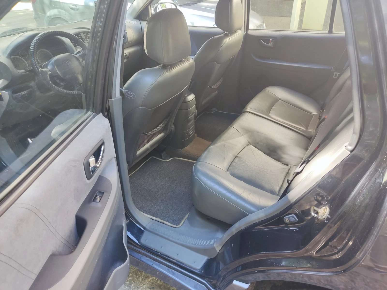 Hyundai Santa fe 2.4i, снимка 8 - Автомобили и джипове - 54923691