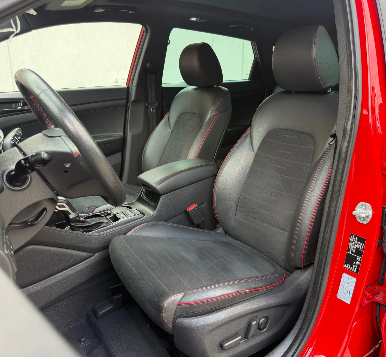 Hyundai Tucson 2.0 CRDI 4WD N-LINE Внос Швейцария, снимка 13 - Автомобили и джипове - 55596028