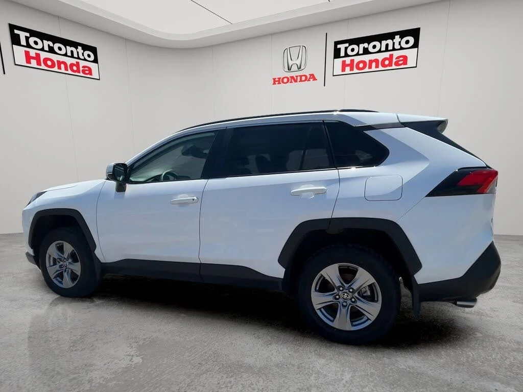 Toyota Rav4 * ПАНО* KEYLESS* Camera* ПОДГРЕВ* , снимка 10 - Автомобили и джипове - 55604530