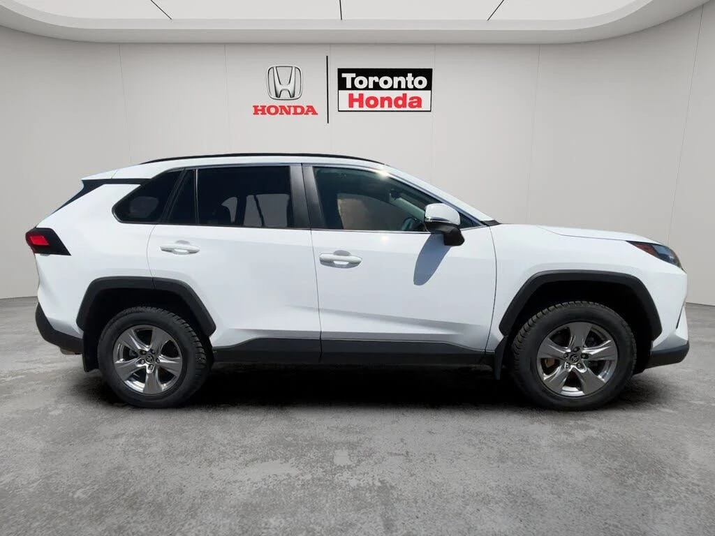 Toyota Rav4 * ПАНО* KEYLESS* Camera* ПОДГРЕВ* , снимка 5 - Автомобили и джипове - 55604530