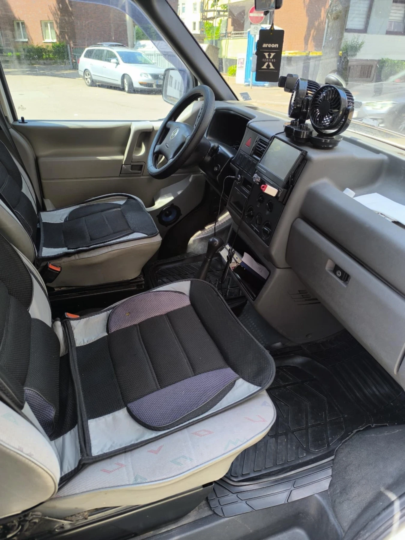 VW Transporter 2.5 TDI - изображение 6