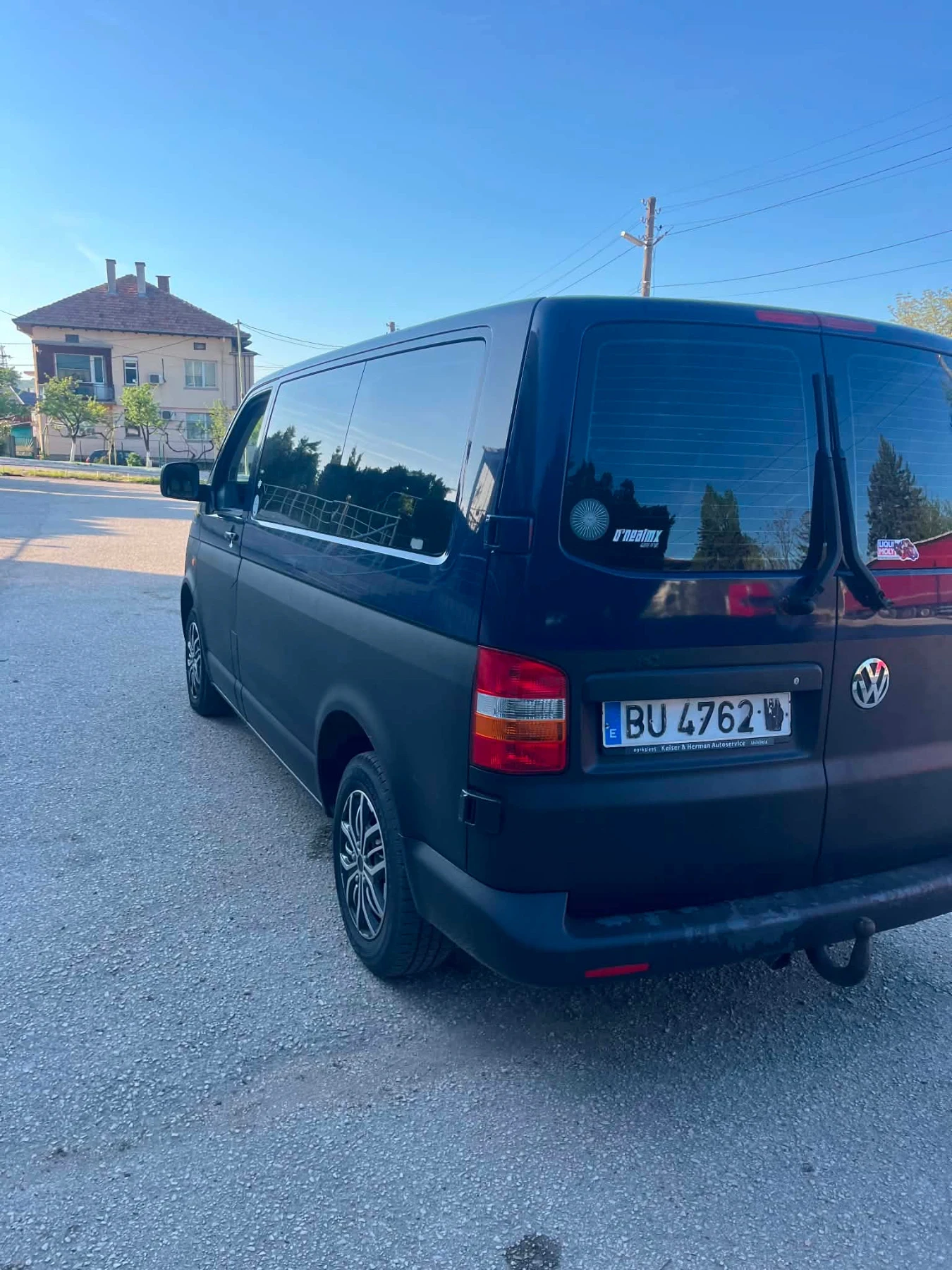VW T5 1.9 tdi, снимка 8 - Бусове и автобуси - 54531281
