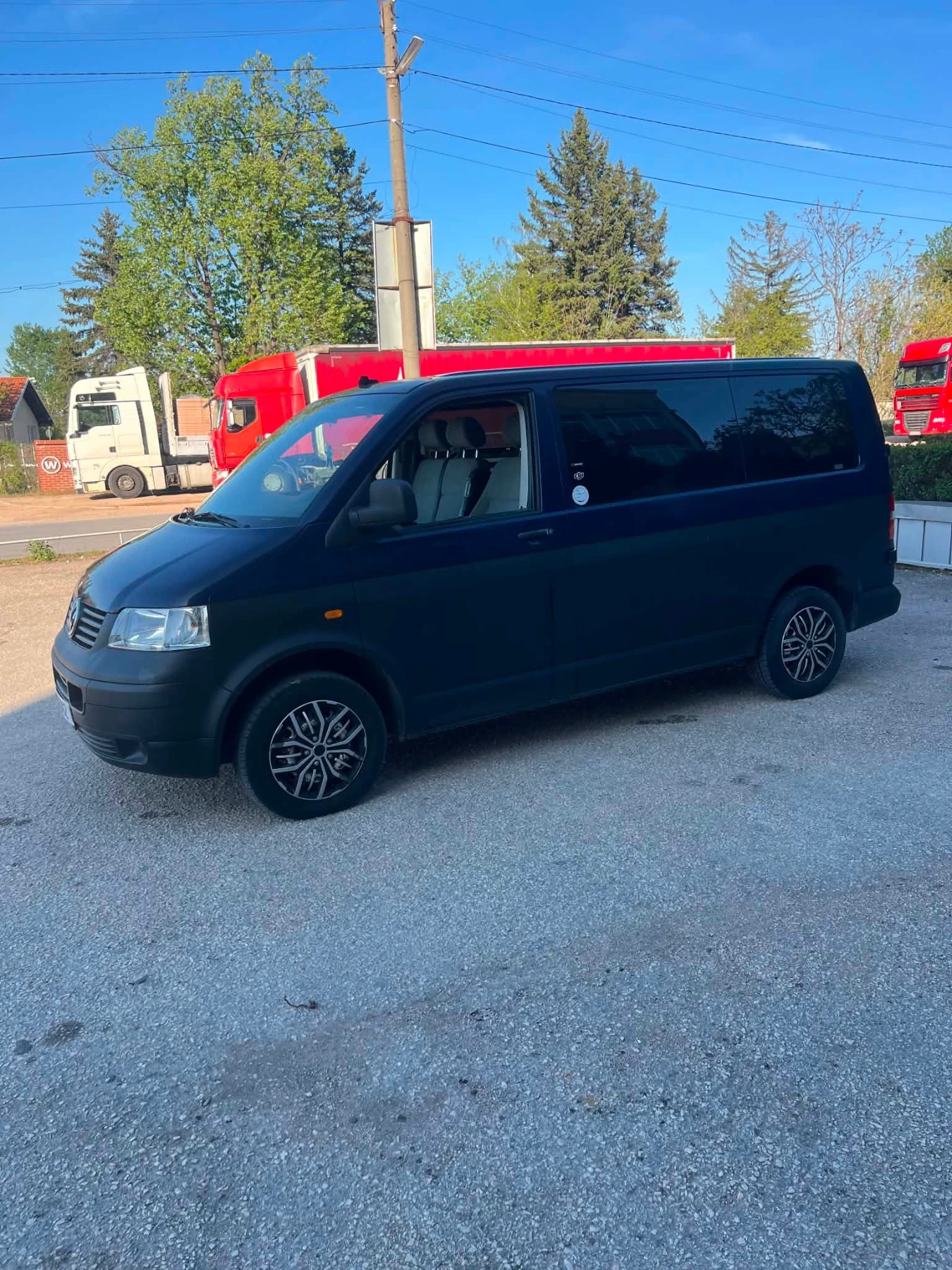 VW T5 1.9 tdi, снимка 10 - Бусове и автобуси - 54531281