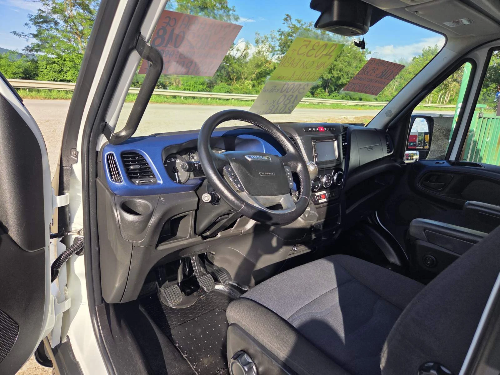 Iveco 35c18 ДО 3, 5Т., МАКС БОРД, 180К.С., КЛИМА, ШВЕЙЦАРИЯ, снимка 13 - Бусове и автобуси - 55040558