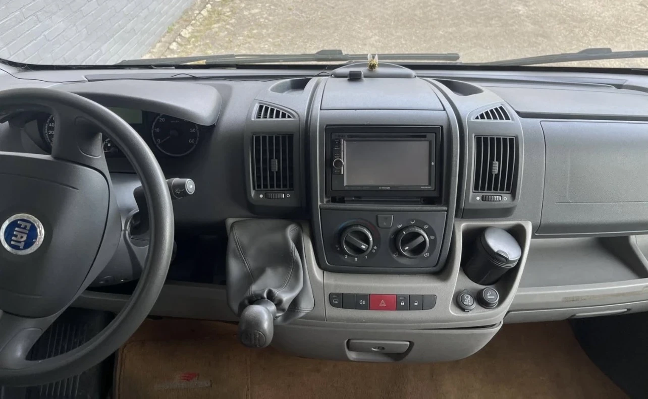 Кемпер Fiat TRIGANO PEGASO 3.0, снимка 9 - Каравани и кемпери - 55267258