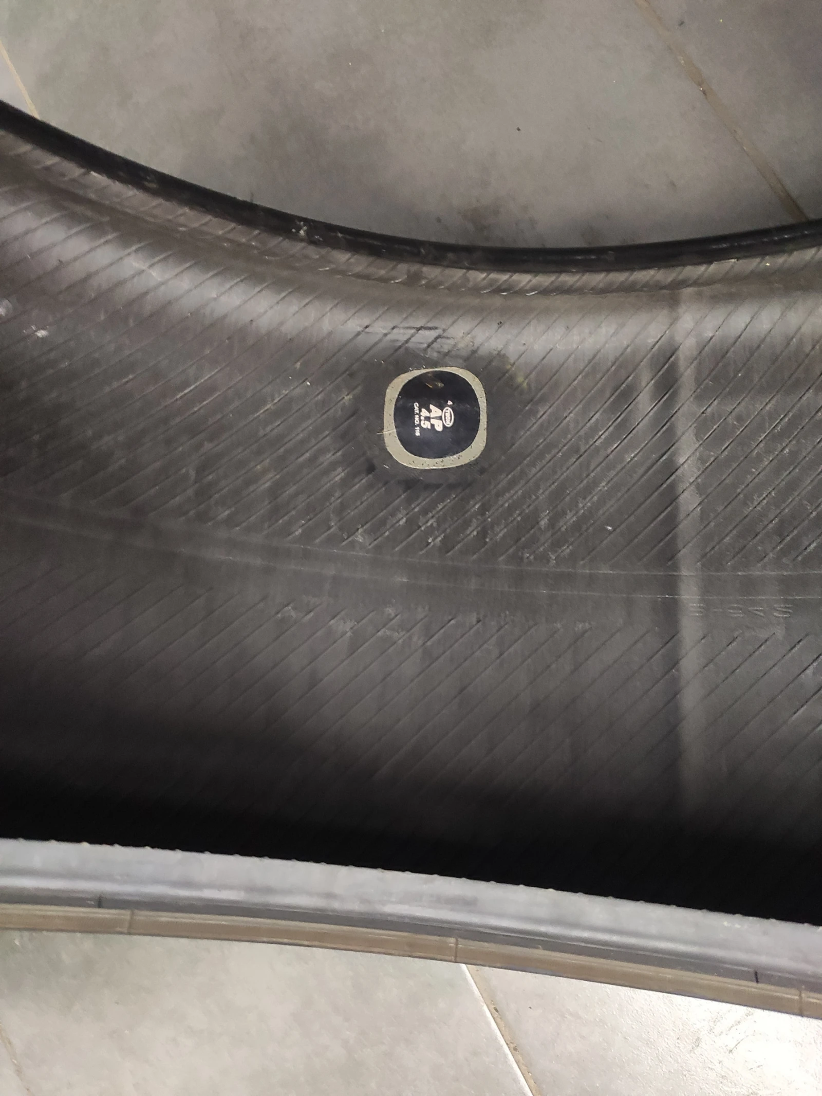  255/40R19 | Mobile.bg   12