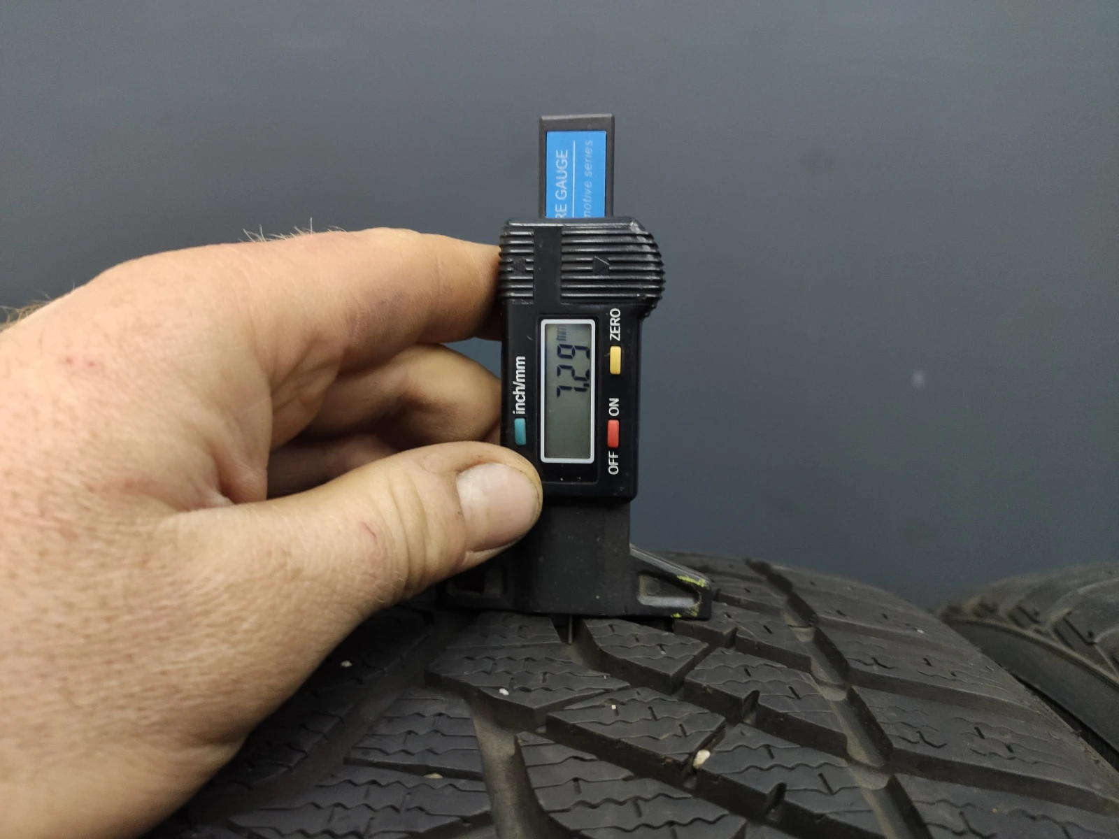  255/40R19 | Mobile.bg   7