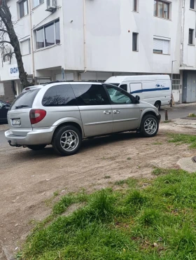 Chrysler Voyager, снимка 1