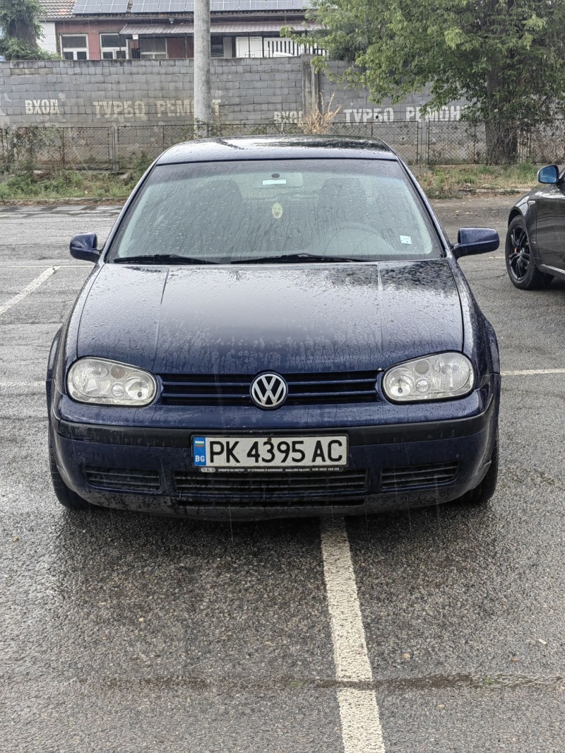 VW Golf, снимка 1 - Автомобили и джипове - 46246905