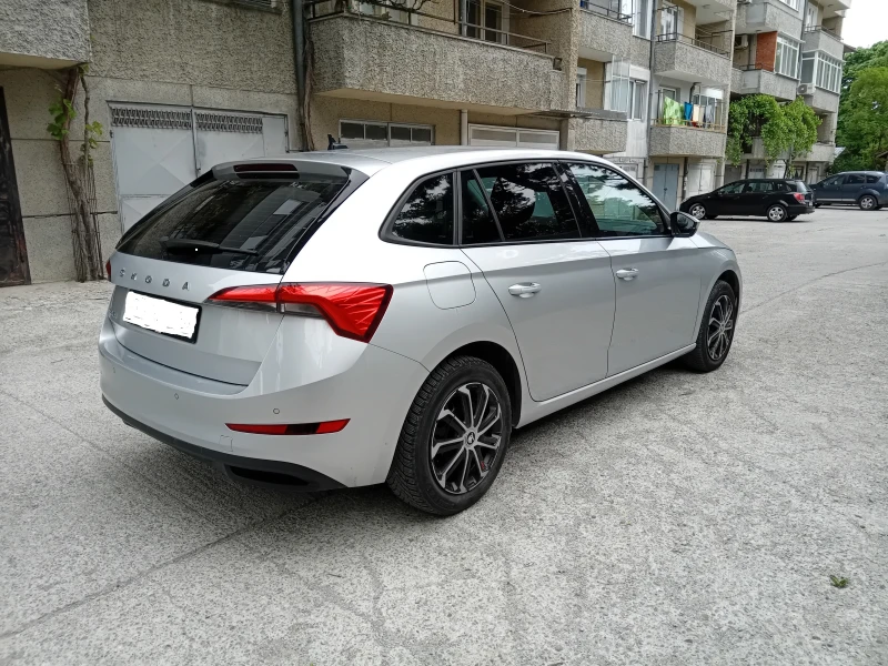 Skoda Scala, снимка 3 - Автомобили и джипове - 47384024