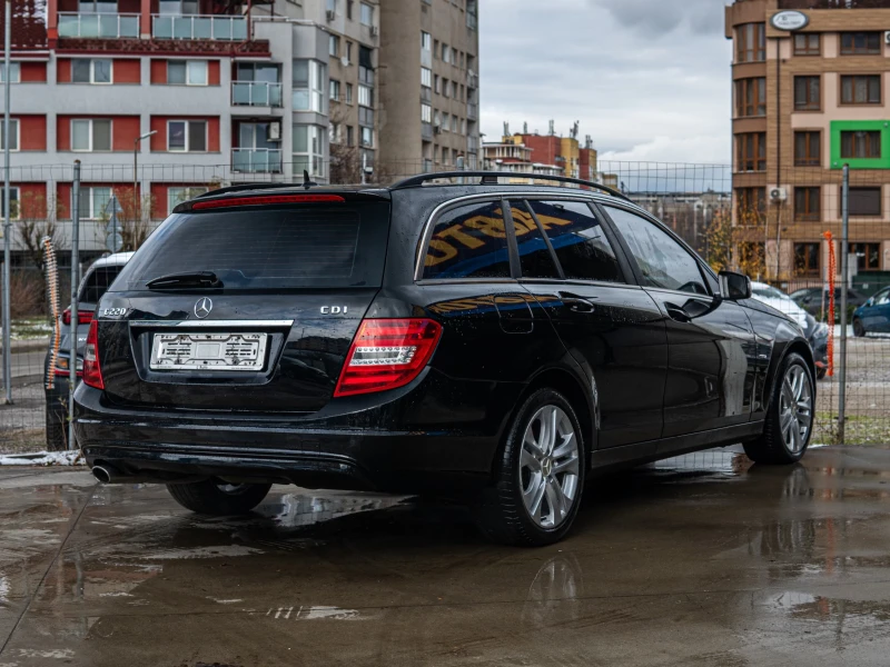 Mercedes-Benz C 220 2.2 CDI FACE / NAVI / LED, снимка 7 - Автомобили и джипове - 48085459