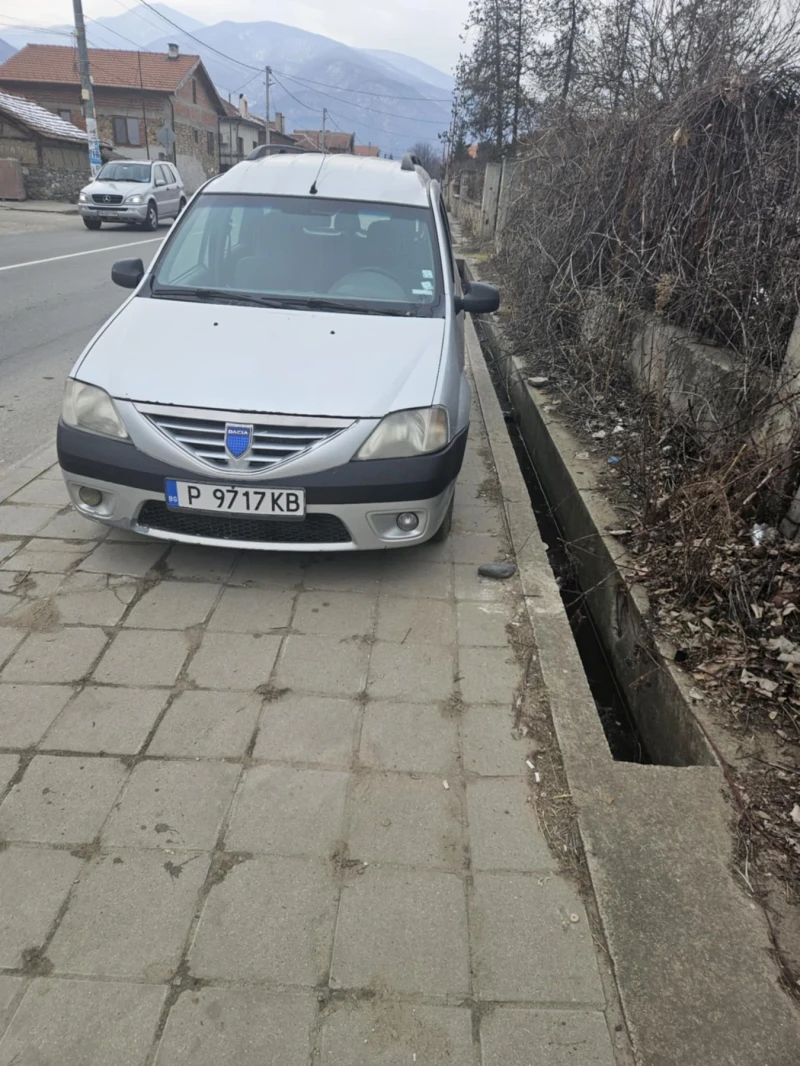 Dacia Logan, снимка 5 - Автомобили и джипове - 49254204