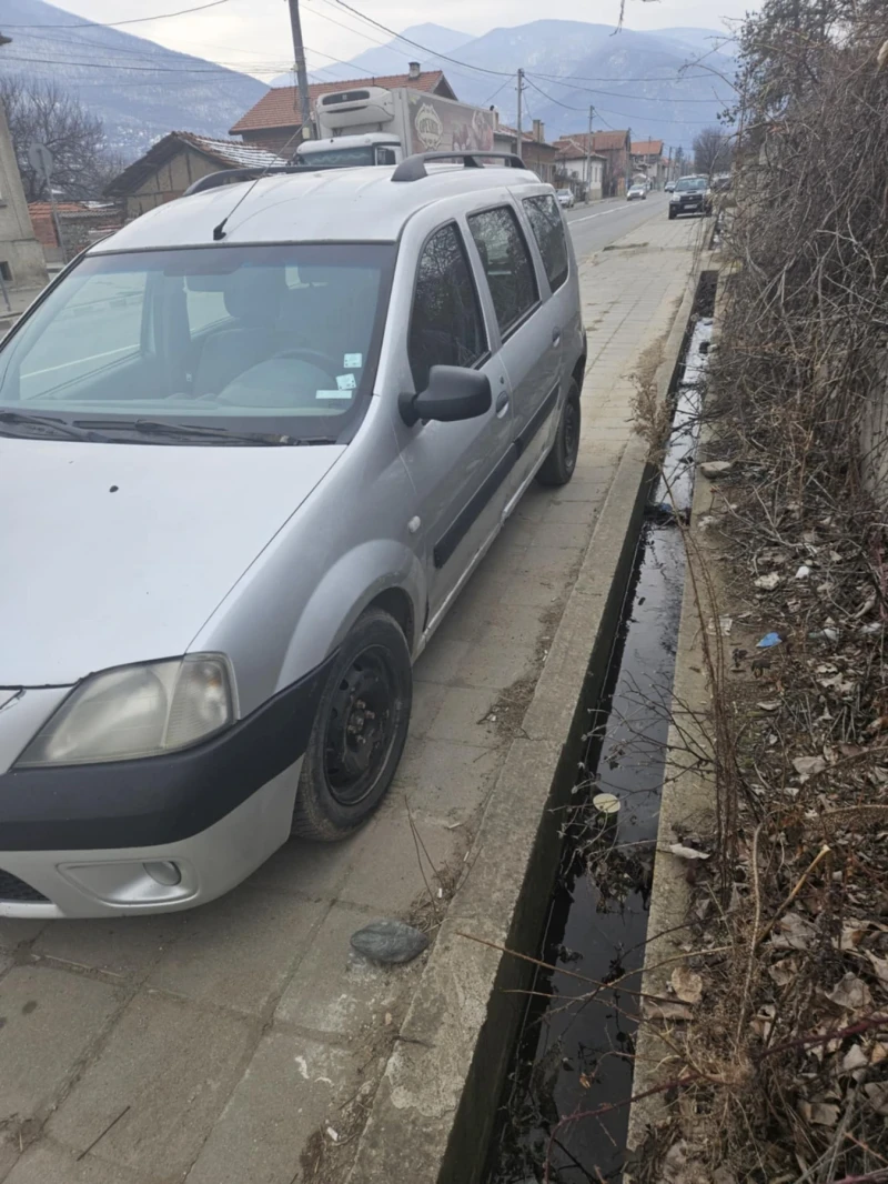 Dacia Logan, снимка 3 - Автомобили и джипове - 49254204