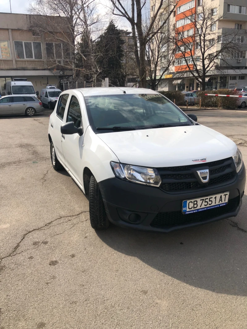 Dacia Sandero 1.2 16v газ, снимка 2 - Автомобили и джипове - 49303764