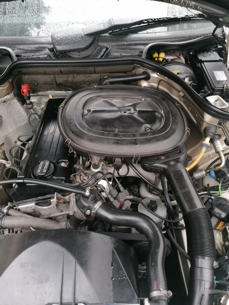 Mercedes-Benz 124, снимка 10 - Автомобили и джипове - 51855990