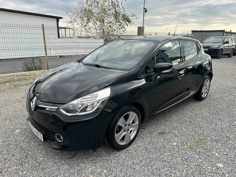 Renault Clio КАТО НОВА, снимка 5 - Автомобили и джипове - 52798318