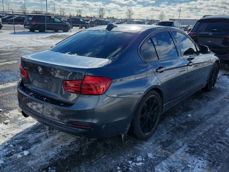 BMW 330  XDRIVE * CARFAX * БЕЗ ПЪРВОНАЧАЛНА ВНОСКА, снимка 3 - Автомобили и джипове - 53125345