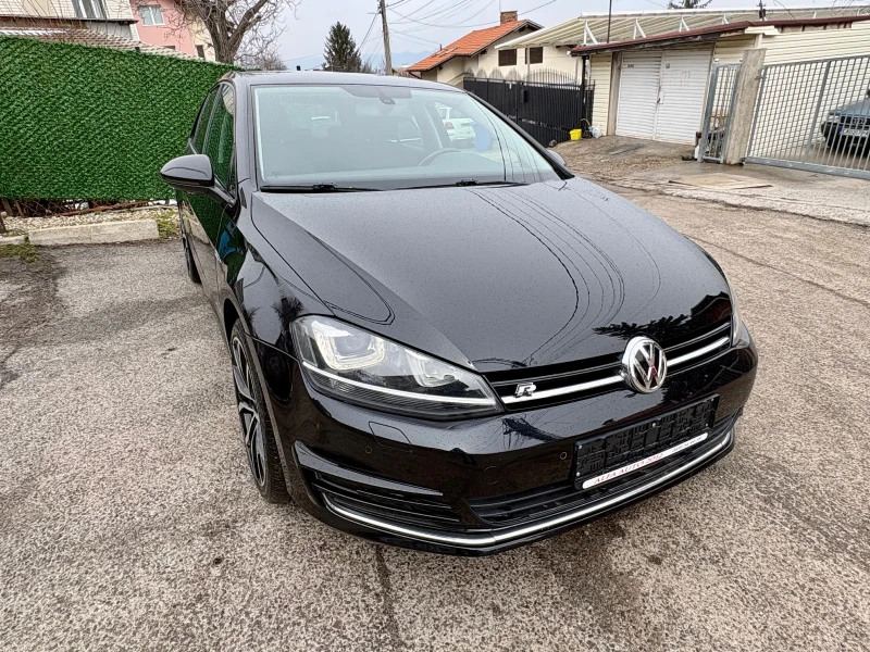 VW Golf Обслужен, Keyless, Керамика, Бензин, снимка 4 - Автомобили и джипове - 53560928