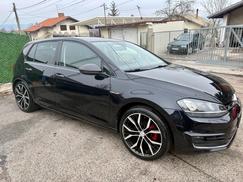 VW Golf Обслужен, Keyless, Керамика, Бензин, снимка 2 - Автомобили и джипове - 53560928