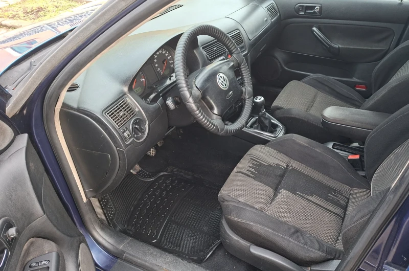 VW Golf 1.9 тди, снимка 6 - Автомобили и джипове - 53599458