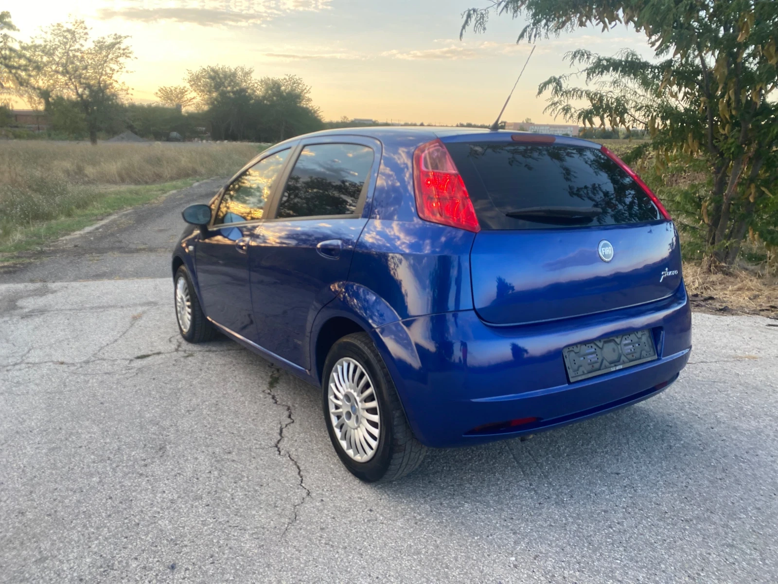 Fiat Punto 1.2 65 ГАЗ - изображение 5