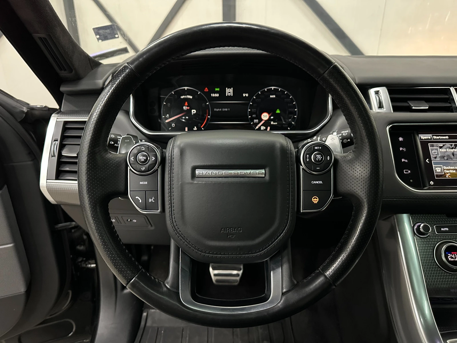 Land Rover Range Rover Sport  * SVR* SUPERCHARCHED* 69 000* 360* HUD*  | Mobile.bg   12