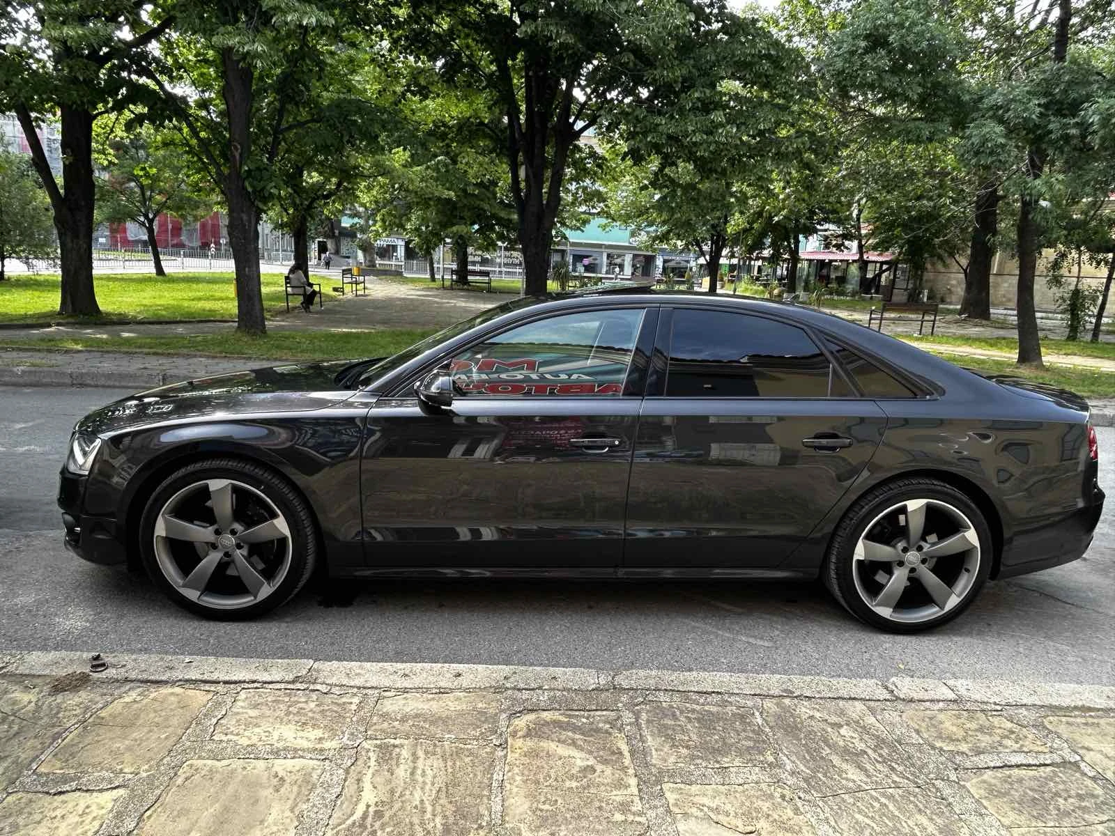 Audi A8  - изображение 2