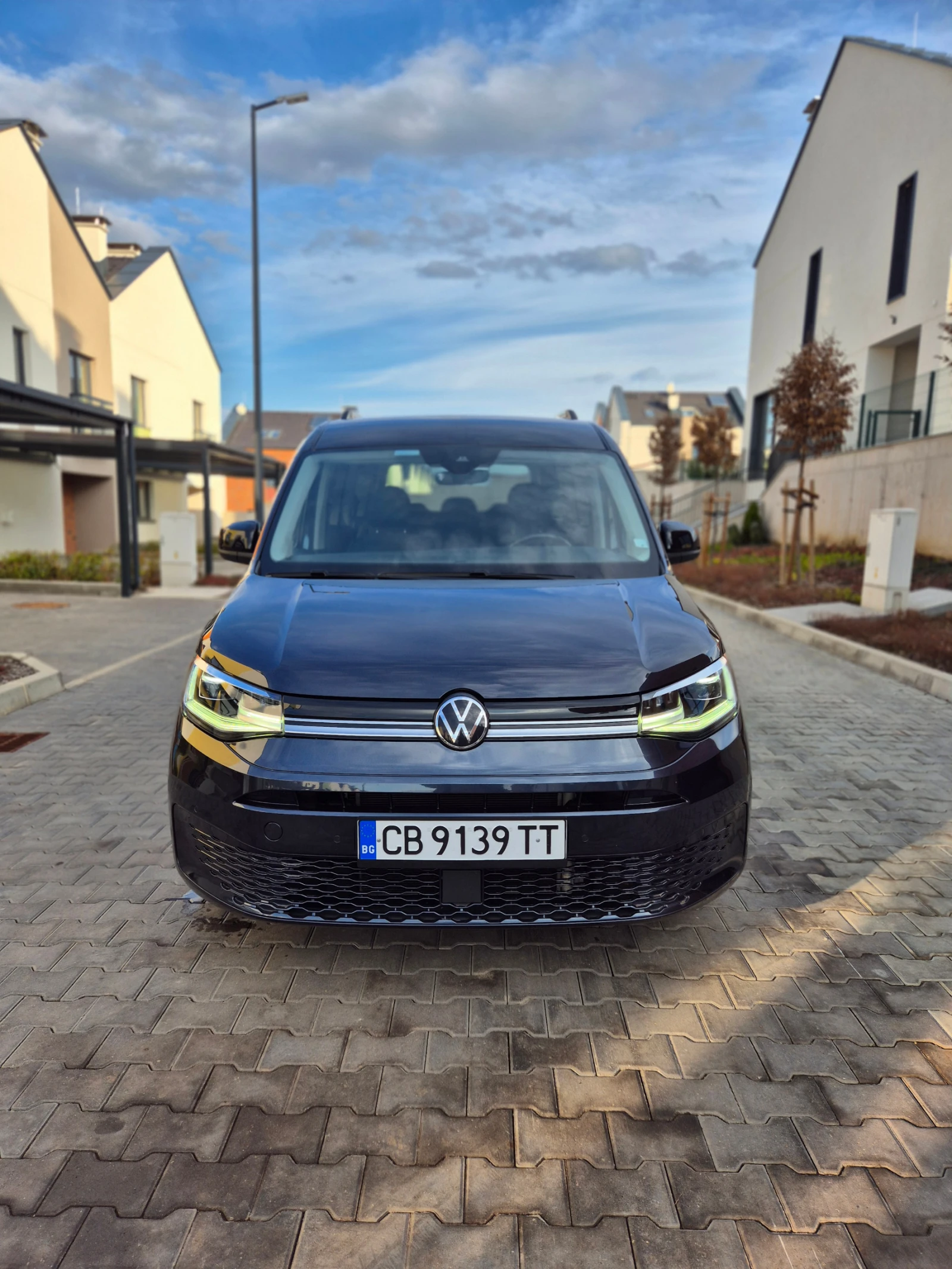 VW Caddy SBBH55 - изображение 2