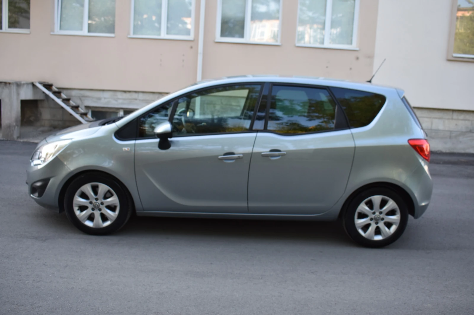 Opel Meriva 1.7CDTI/110kc= 6ck= EURO5= ITALY= ОТЛИЧНА!!! - изображение 2
